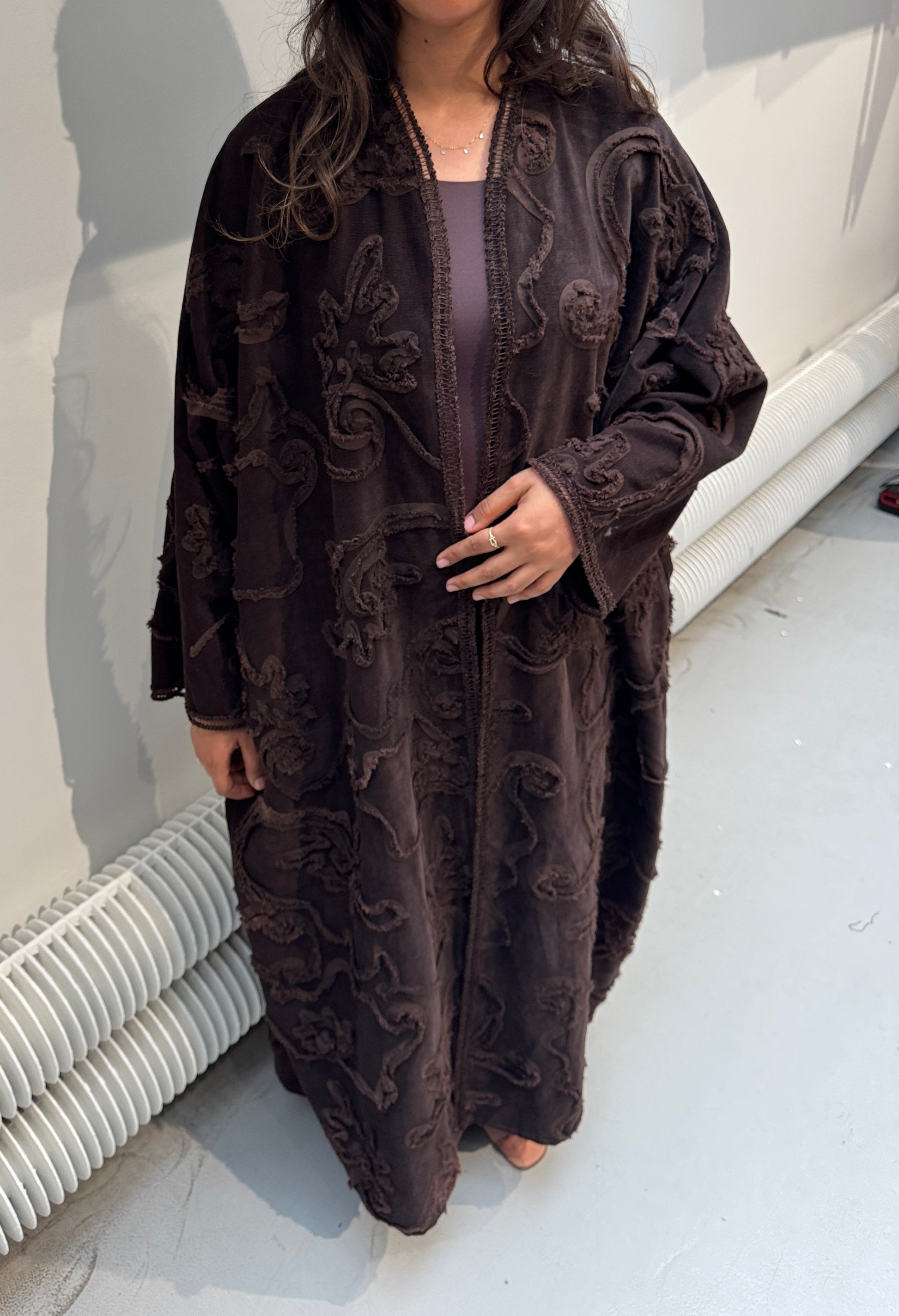 Kimono velours brodé marron